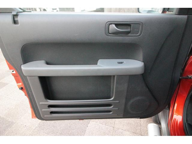 エレメント ベースグレード ベースグレード(5名) 車検2年付き ディスプレイオーディオ 社外アルミ マッドタイヤ Bluetooth DVD再生 HIDヘッドライト TEINショックアブソーバー(23枚目)