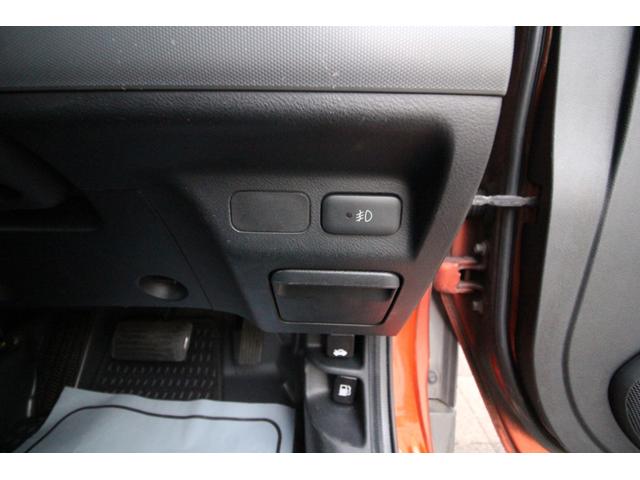 エレメント ベースグレード ベースグレード(5名) 車検2年付き ディスプレイオーディオ 社外アルミ マッドタイヤ Bluetooth DVD再生 HIDヘッドライト TEINショックアブソーバー(28枚目)