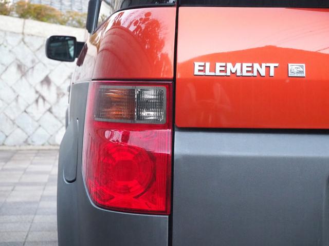 エレメント ベースグレード ベースグレード(5名) 車検2年付き ディスプレイオーディオ 社外アルミ マッドタイヤ Bluetooth DVD再生 HIDヘッドライト TEINショックアブソーバー(56枚目)