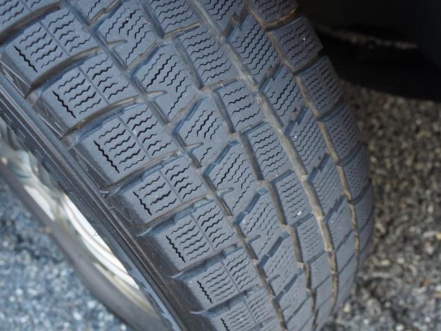 ステップワゴンスパーダ Ｚ　４ＷＤ　車検２年付き　メモリーナビ　ＥＴＣ　バックカメラ　社外アルミ　ＨＩＤヘッドライト　両側パワースライドドア　アイドリングストップ　オートエアコン　オートライト（64枚目）