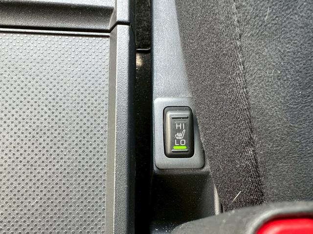デリカＤ：５ Ｄ　パワーパッケージ　全塗装済み・ディーゼル４ＷＤ・新品アルミホイール・新品ブロックタイヤ・新品グリルガード・７人乗り仕様・バックカメラ・社外ナビ・ＴＶ・シートヒーター・ＥＴＣ・両側電動スライドドア・ウォークスルー（34枚目）