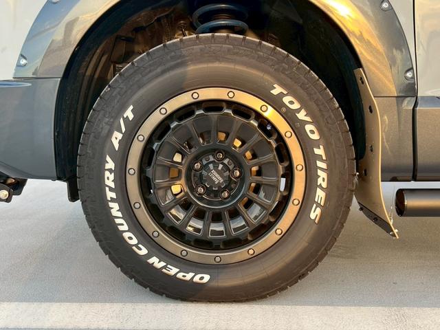 デリカD:5 P 全塗装済・新品アルミホイール・新品ブロックタイヤ・新品グリル・新品グリルガード・新品ルーフキャリア新品リヤラダー・リフトアップ・新品オーバーフェンダー・新品マッドガード(14枚目)