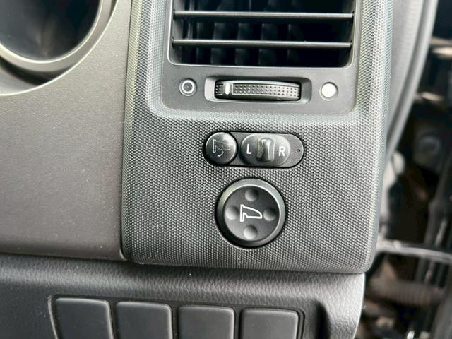 クロスロード HDDナビエディション 全塗装済・オリジナルツートーンカラー・新品アルミホイール・新品ブロックタイヤ・マットブラック・バックカメラ・純正ナビ・オートエアコン・ステアリングリモコン(56枚目)