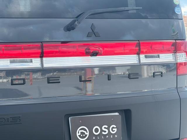 デリカD:5 G パワーパッケージ 全塗装・オリジナルツートンカラー・バックカメラ・BluetoothAudio対応・地デジ対応ナビ・オートクルーズコントロール・片側パワースライドドア・ビルトインETC・社外ナビ・3列シート・(11枚目)