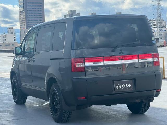 デリカD:5 G パワーパッケージ 全塗装・オリジナルツートンカラー・バックカメラ・BluetoothAudio対応・地デジ対応ナビ・オートクルーズコントロール・片側パワースライドドア・ビルトインETC・社外ナビ・3列シート・(12枚目)