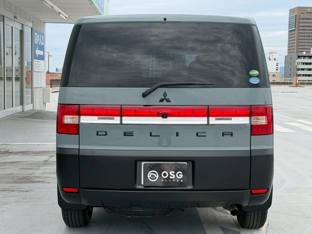 デリカD:5 エクシードII 全塗装・オリジナルツートンカラー・後席モニター・フリップダウンモニター・純正ナビ・純正ホイール・バックカメラ・ETC・両側スライドドア・パワーステアリング・ステアリングスイッチ・クルーズコントロール(16枚目)