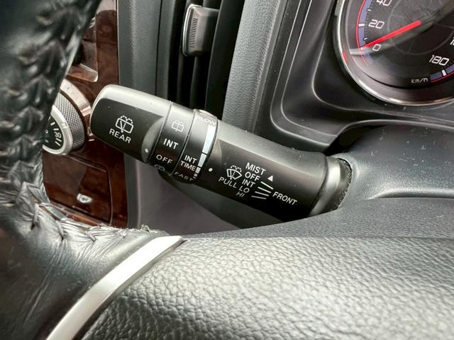 デリカD:5 エクシードII 全塗装・オリジナルツートンカラー・後席モニター・フリップダウンモニター・純正ナビ・純正ホイール・バックカメラ・ETC・両側スライドドア・パワーステアリング・ステアリングスイッチ・クルーズコントロール(38枚目)