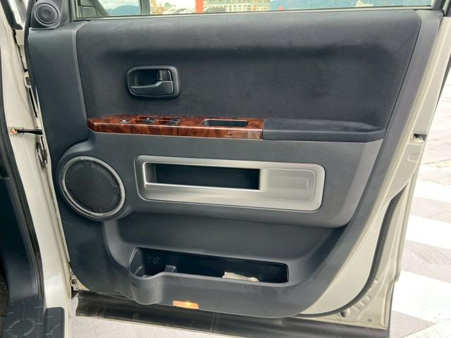 デリカD:5 エクシードII 全塗装・オリジナルツートンカラー・後席モニター・フリップダウンモニター・純正ナビ・純正ホイール・バックカメラ・ETC・両側スライドドア・パワーステアリング・ステアリングスイッチ・クルーズコントロール(59枚目)