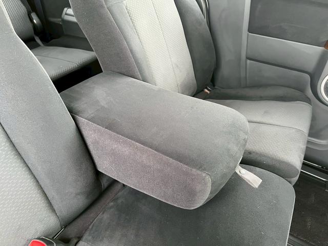 デリカD:5 エクシードII 全塗装・オリジナルツートンカラー・後席モニター・フリップダウンモニター・純正ナビ・純正ホイール・バックカメラ・ETC・両側スライドドア・パワーステアリング・ステアリングスイッチ・クルーズコントロール(69枚目)