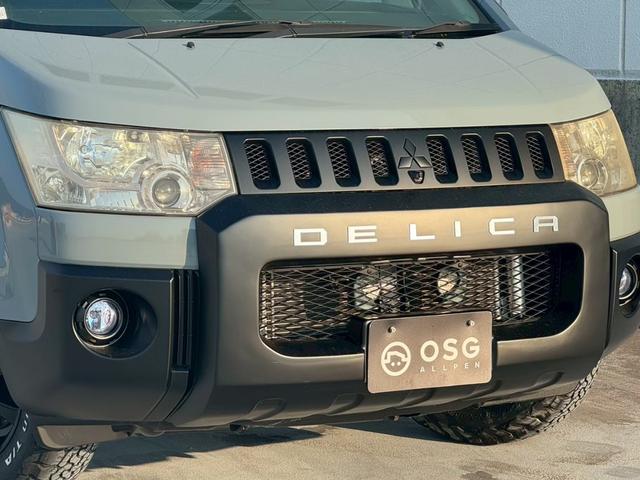 デリカＤ：５ Ｄ　パワーパッケージ　全塗装・オリジナルツートンカラー・新品ブロックタイヤ・ビルトインＥＴＣ・クルーズコントロール・両側パワースライドドア・ＢｌｕｅｔｏｏｔｈＡｕｄｉｏ対応・後部座席モニター・バックカメラ・地デジ対応ナビ（6枚目）