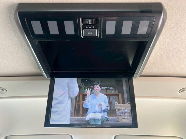 デリカＤ：５ Ｄ　パワーパッケージ　全塗装・オリジナルツートンカラー・新品ブロックタイヤ・ビルトインＥＴＣ・クルーズコントロール・両側パワースライドドア・ＢｌｕｅｔｏｏｔｈＡｕｄｉｏ対応・後部座席モニター・バックカメラ・地デジ対応ナビ（32枚目）