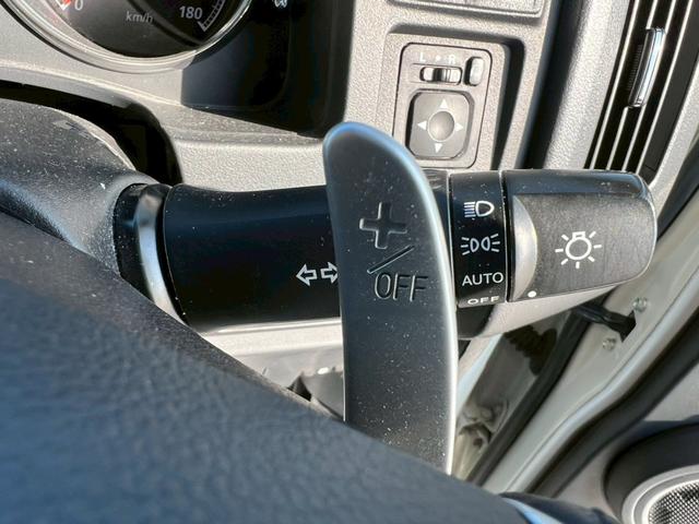 デリカＤ：５ Ｄ　パワーパッケージ　全塗装・オリジナルツートンカラー・新品ブロックタイヤ・ビルトインＥＴＣ・クルーズコントロール・両側パワースライドドア・ＢｌｕｅｔｏｏｔｈＡｕｄｉｏ対応・後部座席モニター・バックカメラ・地デジ対応ナビ（42枚目）