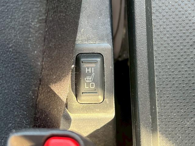 デリカＤ：５ Ｄ　パワーパッケージ　全塗装・オリジナルツートンカラー・新品ブロックタイヤ・ビルトインＥＴＣ・クルーズコントロール・両側パワースライドドア・ＢｌｕｅｔｏｏｔｈＡｕｄｉｏ対応・後部座席モニター・バックカメラ・地デジ対応ナビ（72枚目）