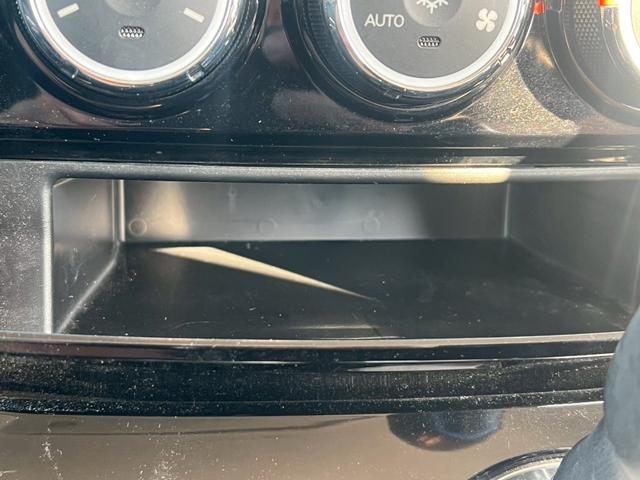 デリカＤ：５ Ｄ　パワーパッケージ　全塗装・オリジナルツートンカラー・新品ブロックタイヤ・ビルトインＥＴＣ・クルーズコントロール・両側パワースライドドア・ＢｌｕｅｔｏｏｔｈＡｕｄｉｏ対応・後部座席モニター・バックカメラ・地デジ対応ナビ（75枚目）