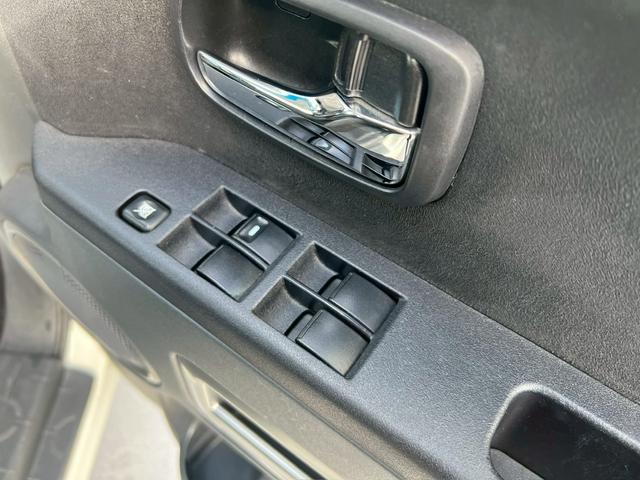 デリカＤ：５ Ｇ　パワーパッケージ　全塗装・オリジナルツートンカラー・ビルトインＥＴＣ・ＢｌｕｅｔｏｏｔｈＡｕｄｉｏ対応・バックモニター・クルーズコントロール・３列シート・地デジ対応ナビ・パワースライドドア・社外ナビ・フルセグＴＶ（51枚目）