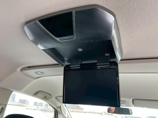 デリカD:5 エクシードII 全塗装・オリジナルツートンカラー・新品アルミホイール・新品ブロックタイヤ後席モニター・フリップダウンモニター・純正ナビ・純正ホイール・バックカメラ・ETC・両側パワースライドドア・クルーズコントロール(47枚目)