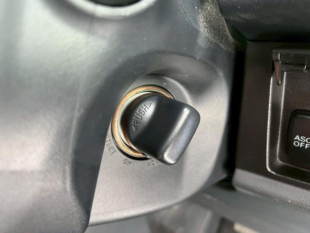 デリカD:5 エクシードII 全塗装・オリジナルツートンカラー・新品アルミホイール・新品ブロックタイヤ後席モニター・フリップダウンモニター・純正ナビ・純正ホイール・バックカメラ・ETC・両側パワースライドドア・クルーズコントロール(58枚目)