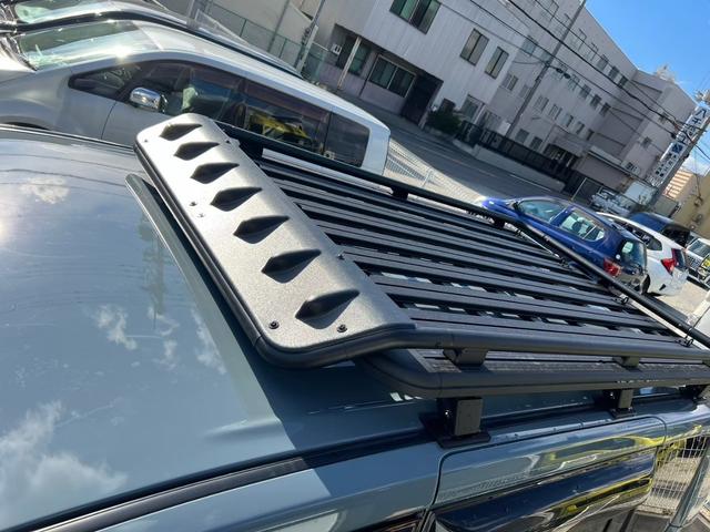 デリカＤ：５ Ｄ　パワーパッケージ　全塗装・オリジナルツートンカラー・角目キット・新品アルミホイール・新品ブロックタイヤ・ルーフキャリア・サイドステップ・ビルトインＥＴＣ・クルーズコントロール・両側パワースライドドア・後部座席モニター・（12枚目）