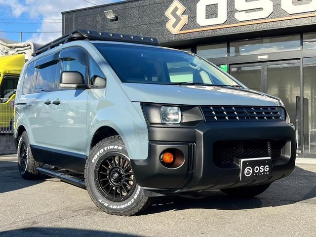 デリカＤ：５ Ｄ　パワーパッケージ　全塗装・オリジナルツートンカラー・角目キット・新品アルミホイール・新品ブロックタイヤ・ルーフキャリア・サイドステップ・ビルトインＥＴＣ・クルーズコントロール・両側パワースライドドア・後部座席モニター・（19枚目）