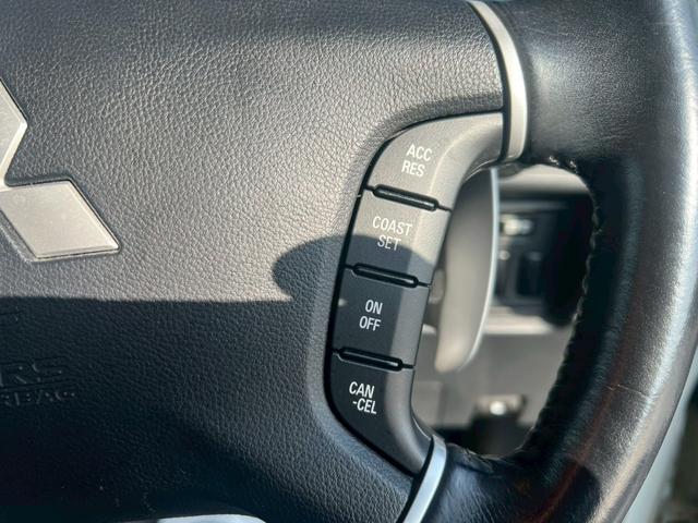 デリカＤ：５ Ｄ　パワーパッケージ　全塗装・オリジナルツートンカラー・角目キット・新品アルミホイール・新品ブロックタイヤ・ルーフキャリア・サイドステップ・ビルトインＥＴＣ・クルーズコントロール・両側パワースライドドア・後部座席モニター・（55枚目）