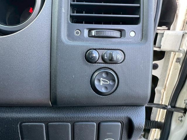 クロスロード HDDナビエディション 全塗装・オリジナルツートンカラー・新品アルミホイール・新品ブロックタイヤ・純正ナビ・バックカメラ・サイドステップ・オートライト・ETC・パワーウインド・ステアリングスイッチ・キーレス(40枚目)