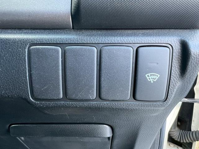 クロスロード HDDナビエディション 全塗装・オリジナルツートンカラー・新品アルミホイール・新品ブロックタイヤ・純正ナビ・バックカメラ・サイドステップ・オートライト・ETC・パワーウインド・ステアリングスイッチ・キーレス(47枚目)