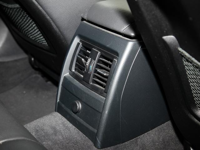 ３シリーズ ３２０ｉラグジュアリー　純正ナビ／Ｂカメラ／レザーシート／ＥＴＣ（23枚目）