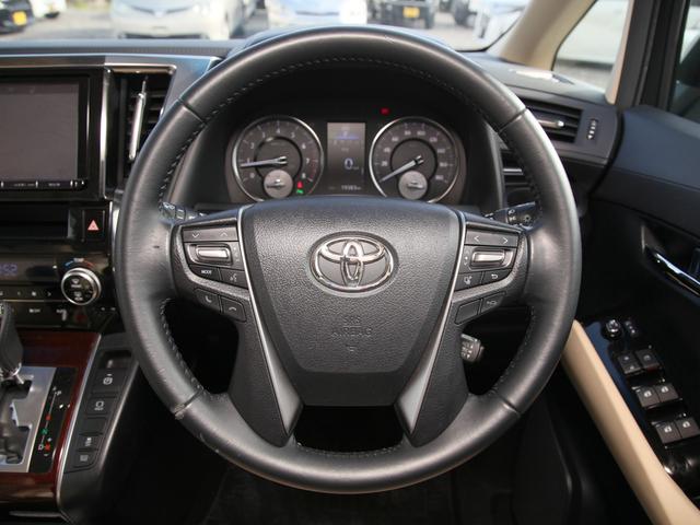 アルファード ２．５Ｘ　純正ナビ／フルセグＴＶ／フロントカメラ／バックカメラ／ビルトインＥＴＣ／両側パワースライドドア／トヨタセーフティセンス／２列目左側リフトアップシート（10枚目）