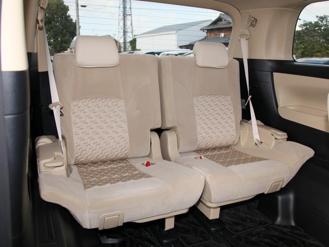 アルファード ２．５Ｘ　純正ナビ／フルセグＴＶ／フロントカメラ／バックカメラ／ビルトインＥＴＣ／両側パワースライドドア／トヨタセーフティセンス／２列目左側リフトアップシート（21枚目）