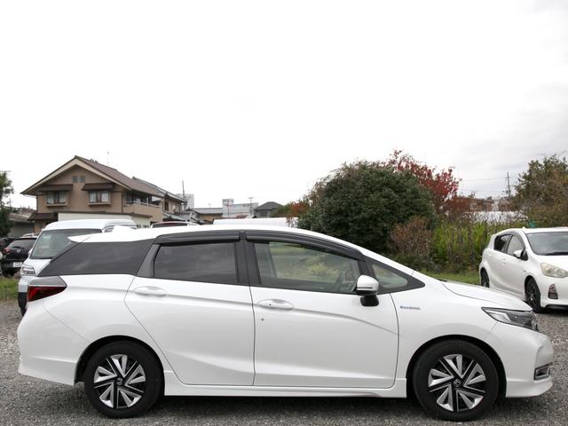 シャトル ハイブリッドX ホンダセンシング 純正8インチナビ/フルセグTV/バックカメラ/ETC/LEDヘッドライト/前後ドライブレコーダー/ハーフレザーシート/スペアキー/プッシュスタート/オートエアコン/ハイブリッド車(29枚目)