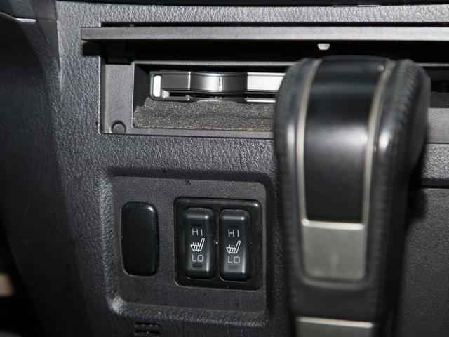 パジェロ ロング スーパーエクシード 純正ナビ/ロックフォードスピーカー/バックカメラ/ETC/シートヒーター/パワーシート/ベージュ革シート/サンルーフ/社外AW(8枚目)