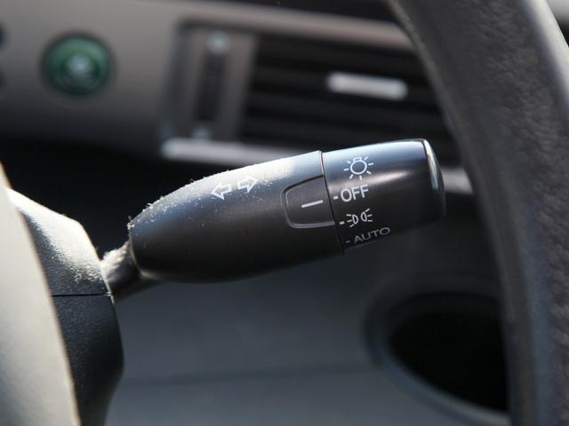 フリード Ｇ　ジャストセレクション　パナフロートナビ／フルセグ／Ｂカメラ／キャリア／ＥＴＣ／黒革調シートカバー／レーダー／Ｆドラレコ／両側パワースライドドア／電格／クルコン（15枚目）