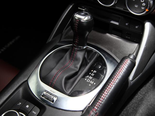 ロードスターＲＦ ＶＳ　純正ナビ／フルセグＴＶ／バックカメラ／フルエアロ／スマートキー／ブラウンレザーシート／シートヒーター／プッシュスタート（9枚目）