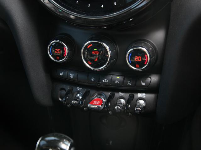 ＭＩＮＩ クーパーＤ　ブリック・レーン・エディション　純正ナビ／Ｂカメラ／クリアランスソナー／シートヒーター／クルコン／ステリモ／オートライト／電格ミラー／限定３００台／ワンオーナー（8枚目）