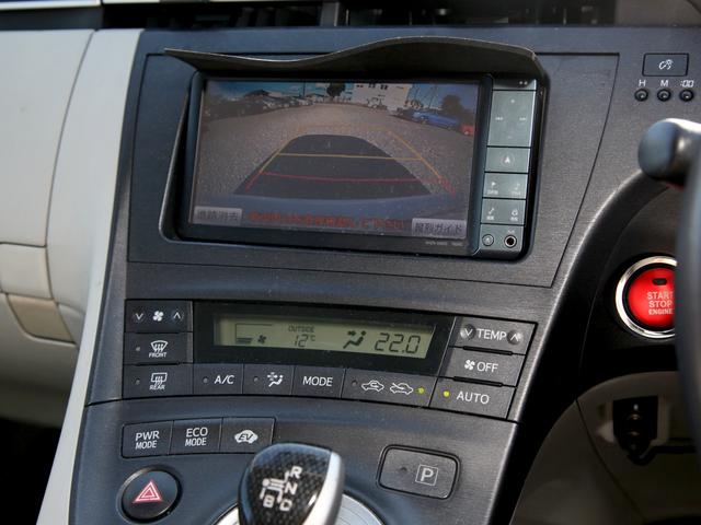 プリウス Gツーリングセレクション 純正SDナビ/フルセグ/Bカメラ/ドライブレコーダー/ETC/ステリモ/クルコン/プッシュスタート/スマートキー/ハーフエアロ/黒革調シートカバー/ダウンサス/スペーサー/TRDペダル/純正17AW(7枚目)