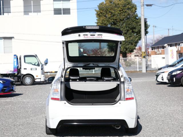 プリウス Gツーリングセレクション 純正SDナビ/フルセグ/Bカメラ/ドライブレコーダー/ETC/ステリモ/クルコン/プッシュスタート/スマートキー/ハーフエアロ/黒革調シートカバー/ダウンサス/スペーサー/TRDペダル/純正17AW(26枚目)