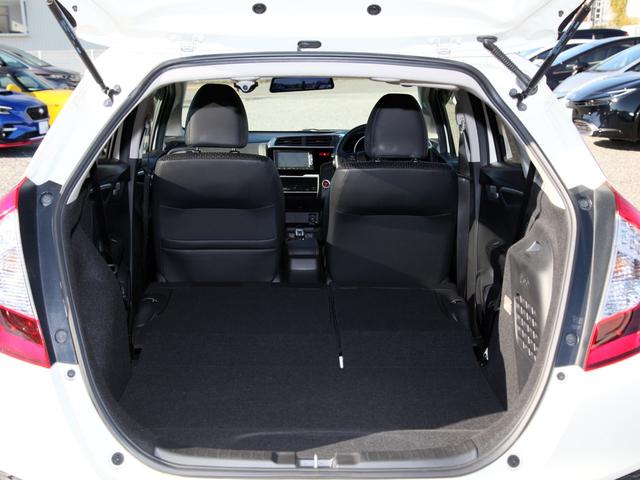 フィットハイブリッド Ｌパッケージ　純正ナビ／ワンセグ／Ｂカメラ／ＥＴＣ／ＬＥＤヘッドライト／社外ルームミラー型ドラレコ／電格ミラー／スマートキー（22枚目）