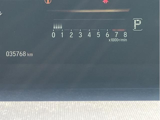 ステップワゴン Ｇ　ホンダセンシング　車いす仕様車　２列目乗車タイプ　車椅子仕様車・スロープ・電動ウインチ・車椅子固定ベルト・ギャザーズ１０インチナビ・バックカメラ・フルセグＴＶ・ホンダセンシング・両側電動スライドドア・ＥＴＣ・ステアリングリモコン（19枚目）