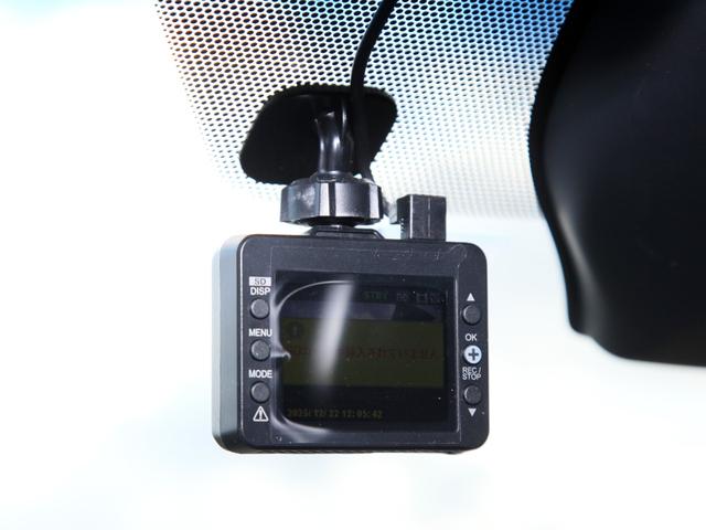 ハリアー プレミアム　アルパインナビ／フルセグ／Ｂカメラ／ステリモ／クルコン／ＥＴＣ／パワーバックドア／モデリスタエアロ／ワンオーナー（19枚目）