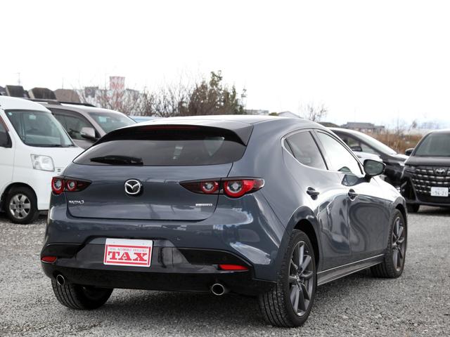 ＭＡＺＤＡ３ファストバック ＸＤバーガンディ　セレクション　アップルカープレイ／フルセグ／Ｂカメラ／プッシュスタート／ＬＥＤ／シートヒーター／Ｈヒーター／赤革シート／パワーシート／ステリモ／クルコン／パドルシフト／ワンオーナー（4枚目）