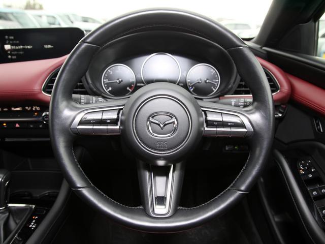ＭＡＺＤＡ３ファストバック ＸＤバーガンディ　セレクション　アップルカープレイ／フルセグ／Ｂカメラ／プッシュスタート／ＬＥＤ／シートヒーター／Ｈヒーター／赤革シート／パワーシート／ステリモ／クルコン／パドルシフト／ワンオーナー（12枚目）