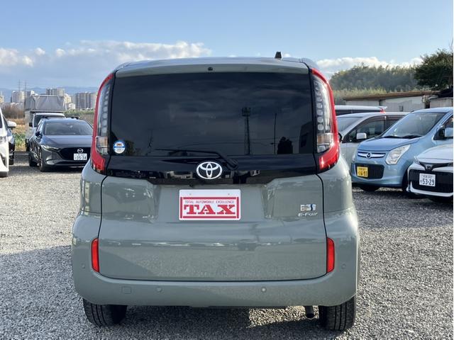 シエンタ ハイブリッドＺ　４ＷＤ・１０．５インチディスプレイオーディオプラス・パーキングブレーキサポート・パノラミックビューモニター・コンフォートパッケージ・両側パワースライドドア・ＢＳＭ・ＥＴＣ２．０（6枚目）