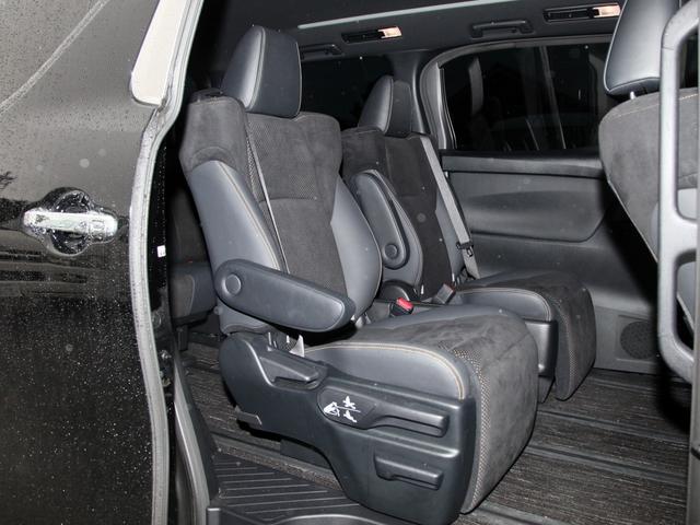 アルファード ２．５Ｓ　タイプゴールドＩＩ　Ｔコネクトナビ／バックカメラ／純正フリップダウンモニター／両側パワースライドドア／パワーバックドア／レーダークルーズ／クリアランスソナー／ＥＴＣ／ハーフレザーシート／ワンオーナー（19枚目）