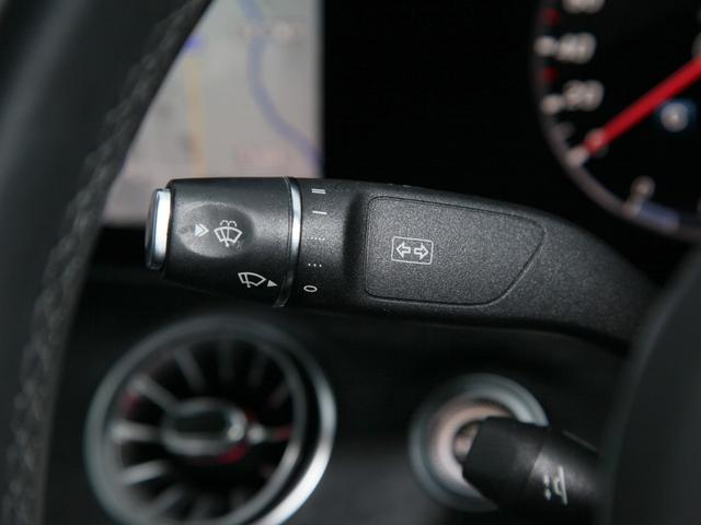 Ｅクラス Ｅ３００　クーペ　スポーツ　エクスクルーシブ／純正ナビ／フルセグＴＶ／３６０°カメラ／レーダーセーフティＰＫＧ／エクスクルーシブＰＫＧ／パワーシート／パワーバックドア／ＥＴＣ２．０／パフュームアトマイザー（17枚目）