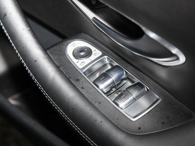 Ｅクラス Ｅ３００　クーペ　スポーツ　エクスクルーシブ／純正ナビ／フルセグＴＶ／３６０°カメラ／レーダーセーフティＰＫＧ／エクスクルーシブＰＫＧ／パワーシート／パワーバックドア／ＥＴＣ２．０／パフュームアトマイザー（21枚目）