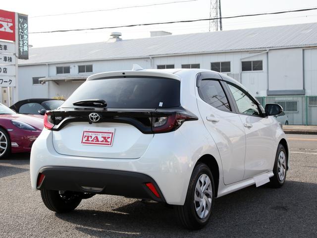 ヤリス Ｘ　純正Ｔコネクトナビ／パノラミックビューモニター／ＥＴＣ／ＬＥＤヘッドライト／ＨＤＭＩ／ＵＳＢタイプＣ／前後ＴＺドラレコ（4枚目）