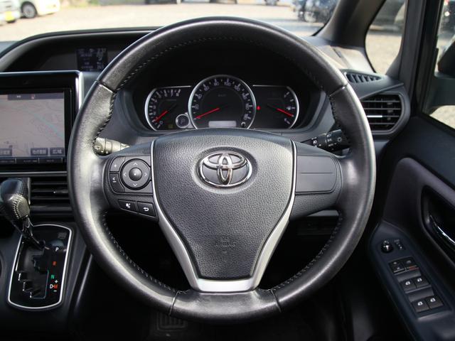 ヴォクシー ＺＳ　煌　純正９インチナビ／フルセグＴＶ／バックカメラ／ビルトインＥＴＣ／両側パワースライドドア／純正１１インチフリップダウンモニター（11枚目）