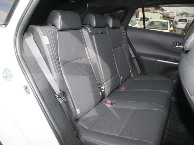 ハリアーハイブリッド Ｚ　レザーパッケージ　純正ナビ／フルセグ／バックカメラ／パノラミックビューモニター／ＦＳＲモデリスタエアロ／ＪＢＬスピーカー／パワーバックドア／調光パノラマルーフ／デジタルインナーミラー／ＥＴＣ（22枚目）