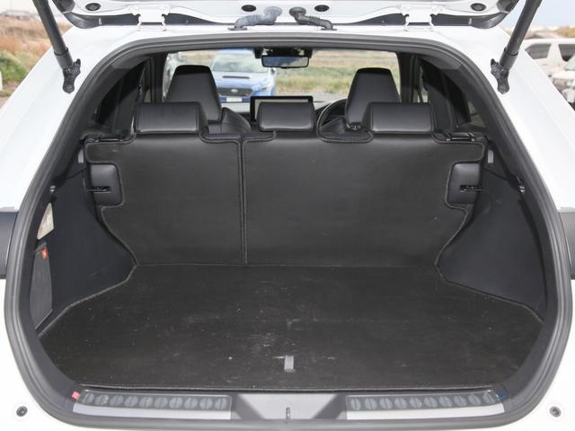 ハリアーハイブリッド Ｚ　レザーパッケージ　純正ナビ／フルセグ／バックカメラ／パノラミックビューモニター／ＦＳＲモデリスタエアロ／ＪＢＬスピーカー／パワーバックドア／調光パノラマルーフ／デジタルインナーミラー／ＥＴＣ（28枚目）