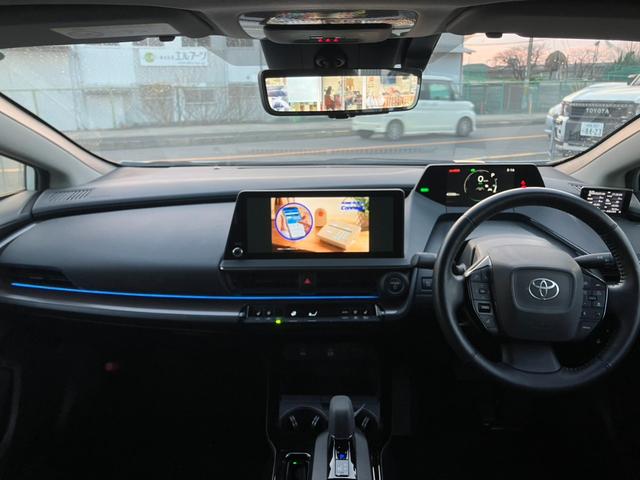 プリウス Z モデリスタフルエアロ・PVM・BSM・パノラマルーフ・パワーバックドア・ETC・デジタルインナーミラー・12.3DA・フルセグBカメラ(4枚目)